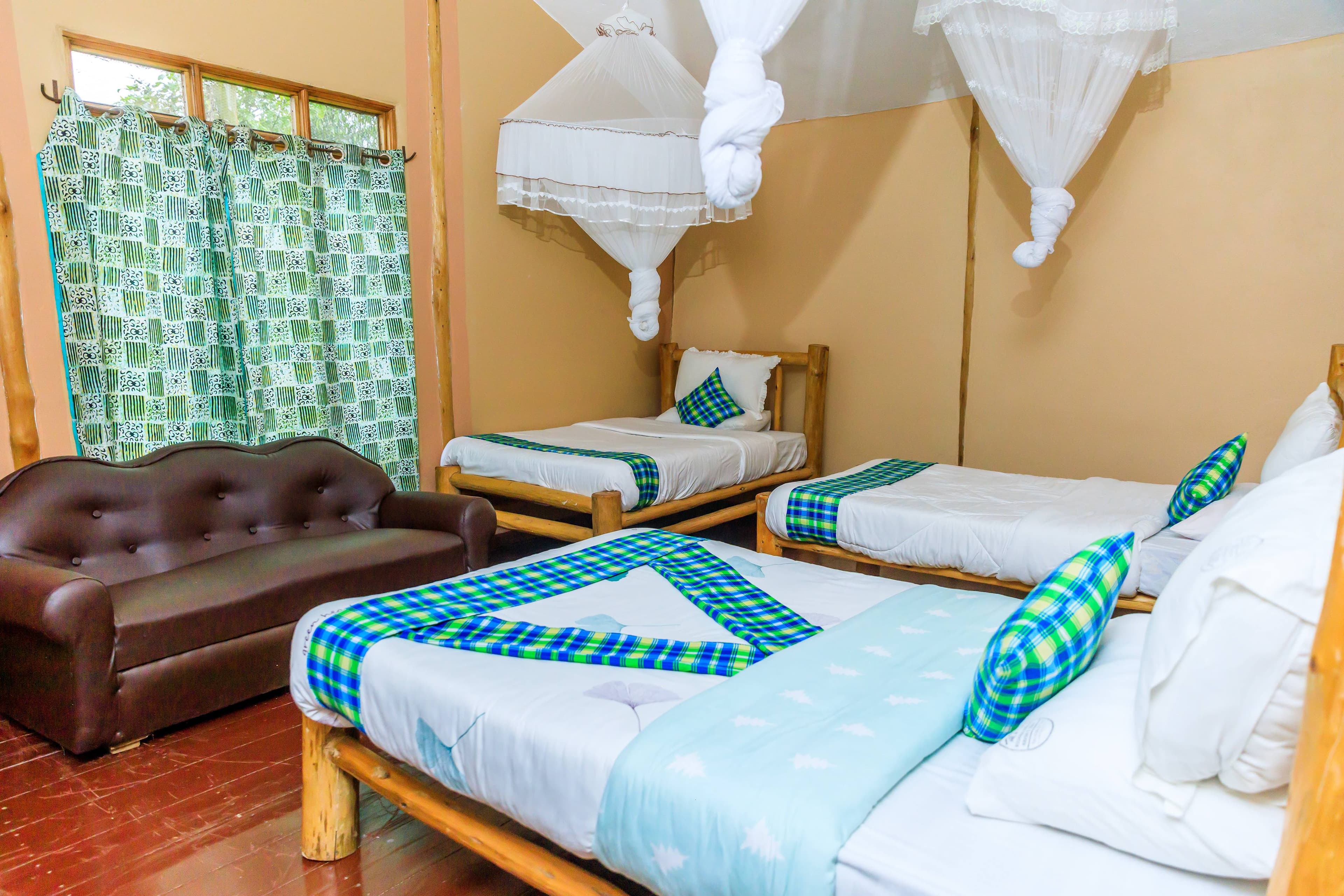 Triple Room